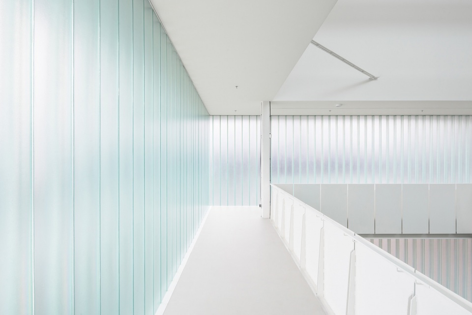 Pavilion Z by A8000