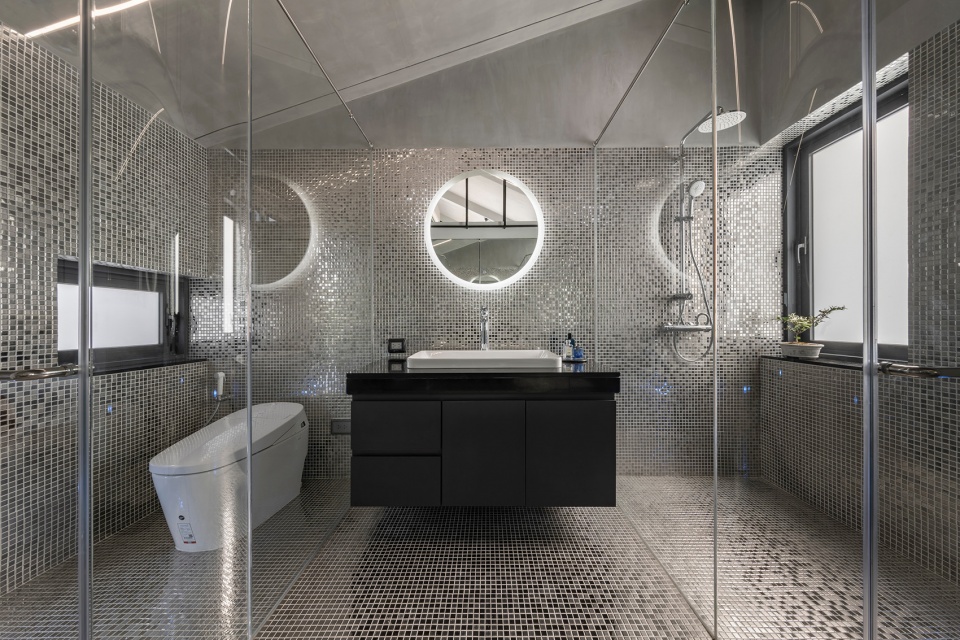 Reflection house by AUN Design Studio