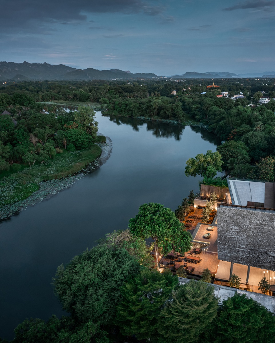 keereetara restaurant by idin architects