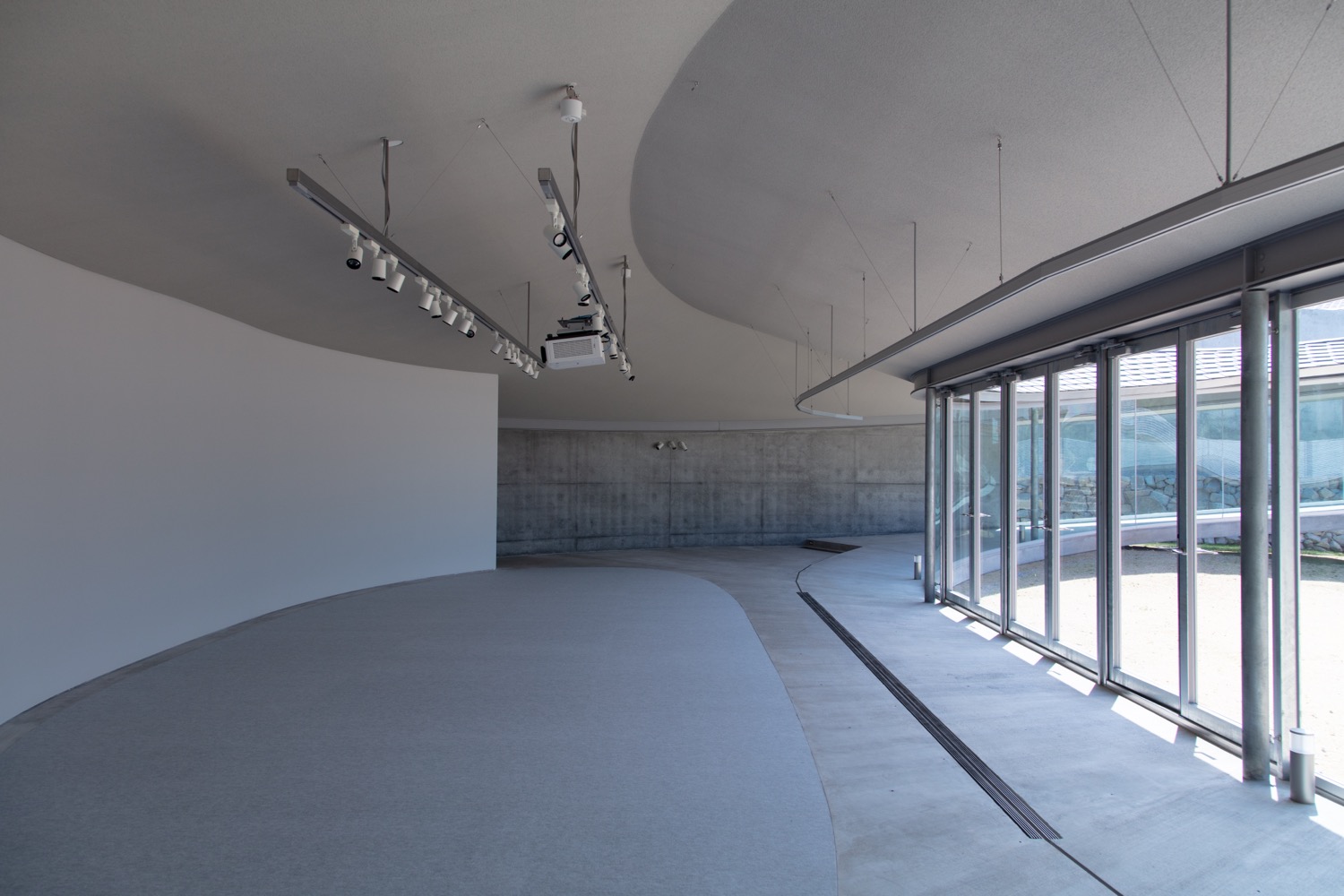Yashima Mountaintop Park by SUO Style A
