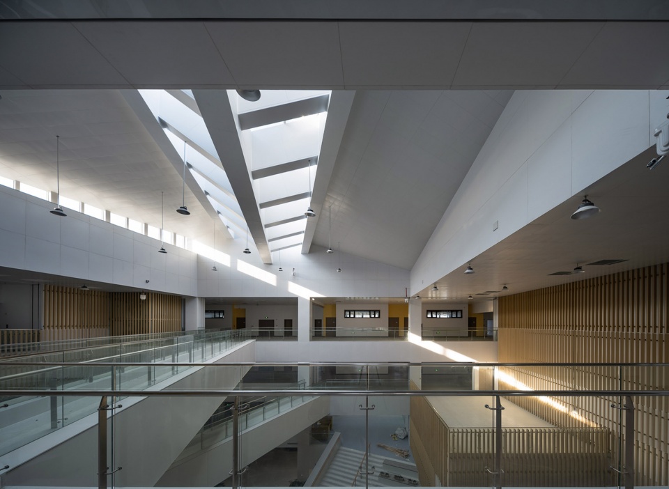 yuhua campus of nanjing zhonghua high school by southeast university architectural design and research institute