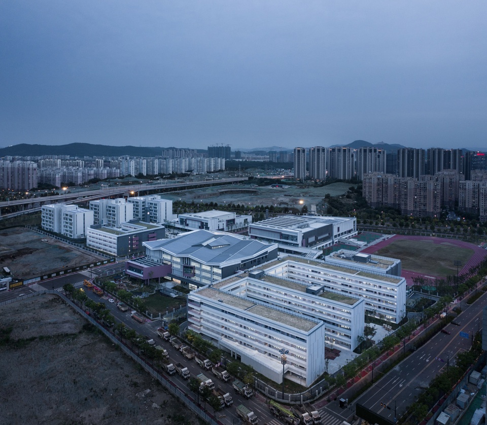 yuhua campus of nanjing zhonghua high school by southeast university architectural design and research institute