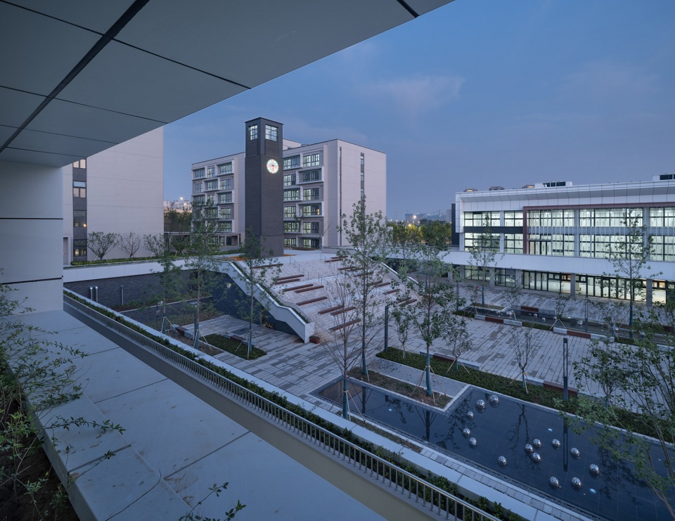 yuhua campus of nanjing zhonghua high school by southeast university architectural design and research institute