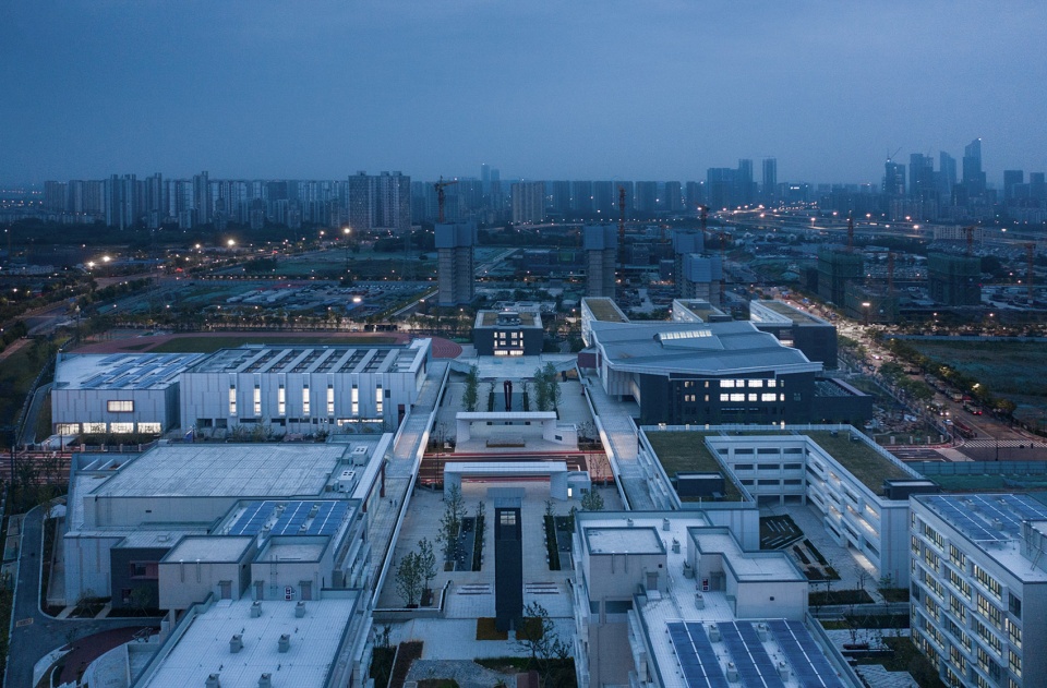 yuhua campus of nanjing zhonghua high school by southeast university architectural design and research institute
