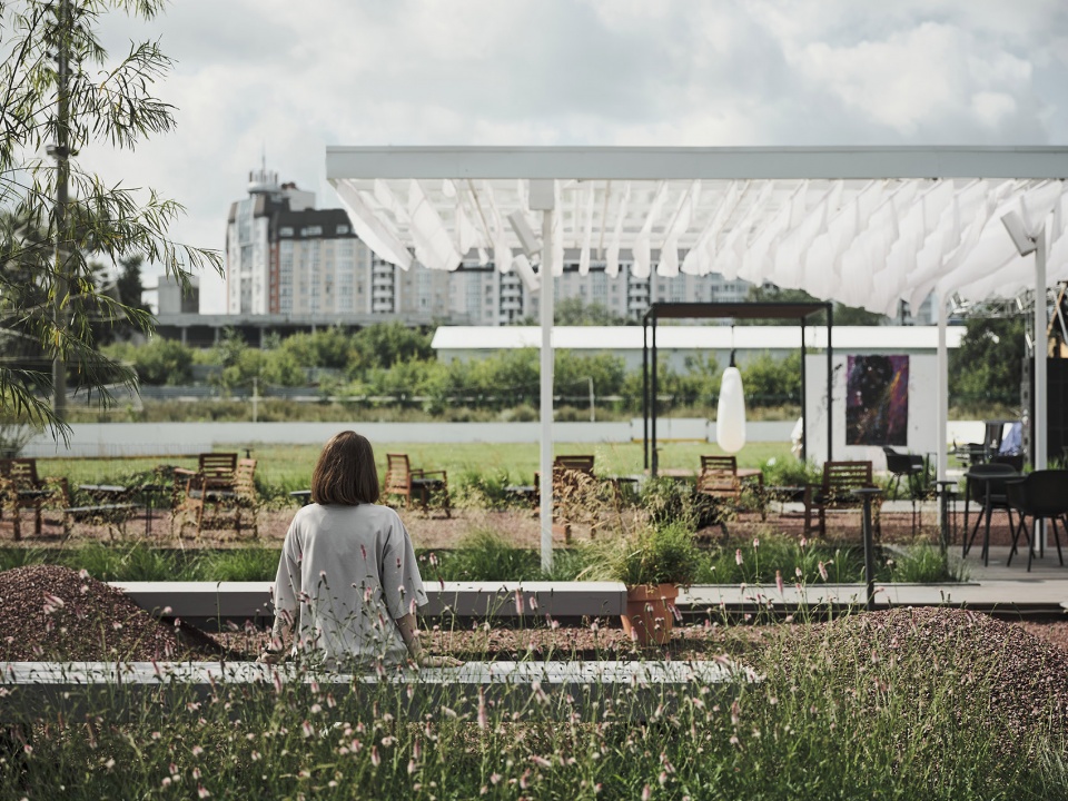 SEASONS pop up by DA bureau