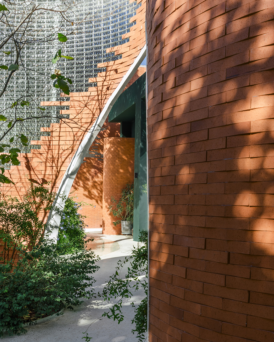 ”A Garden “ Only Flower Floral Art Studio by Fangwei Architects 谷德设计网