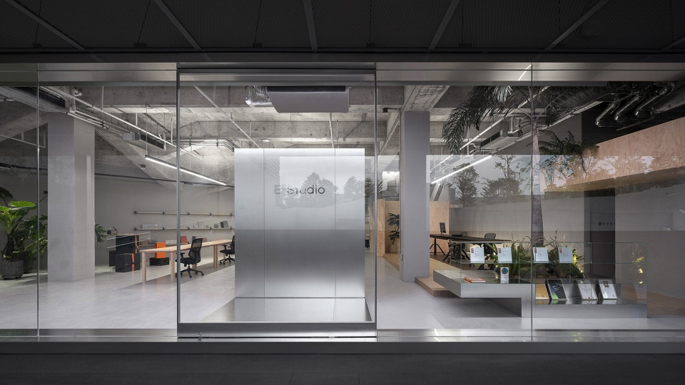 E Studio Office China by E Studio