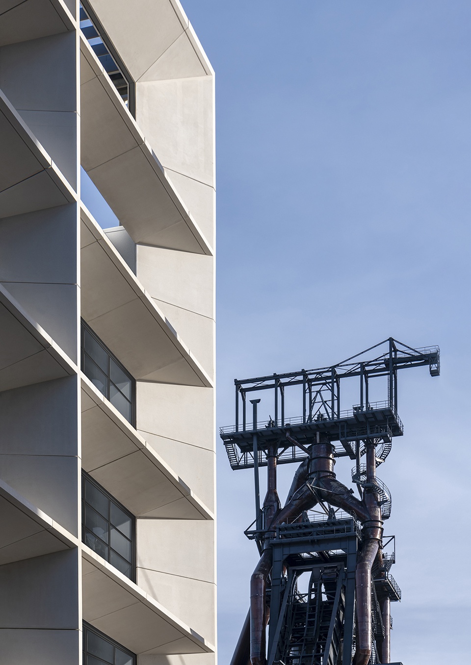 ICONE by Foster Partners