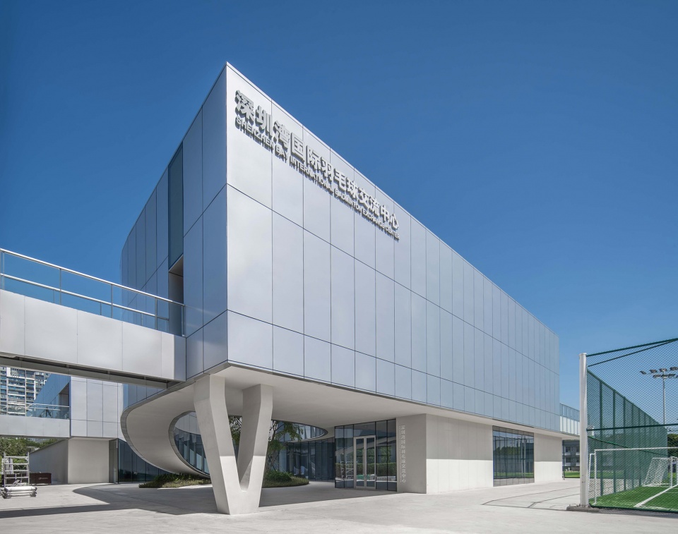 Shenzhen Bay International Badminton Exchange Center by SEED Qin Chen Studio