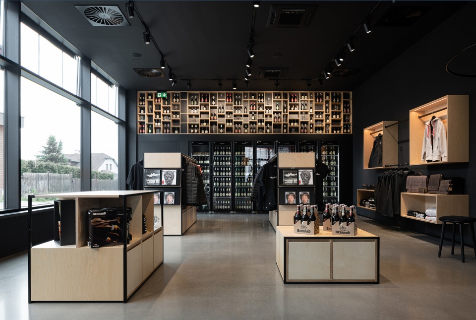 Bernard Visitor Center by B 2 Architecture