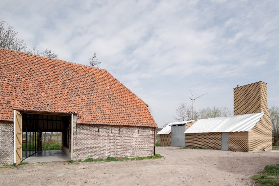 HUYS Center by ZOOM architecten