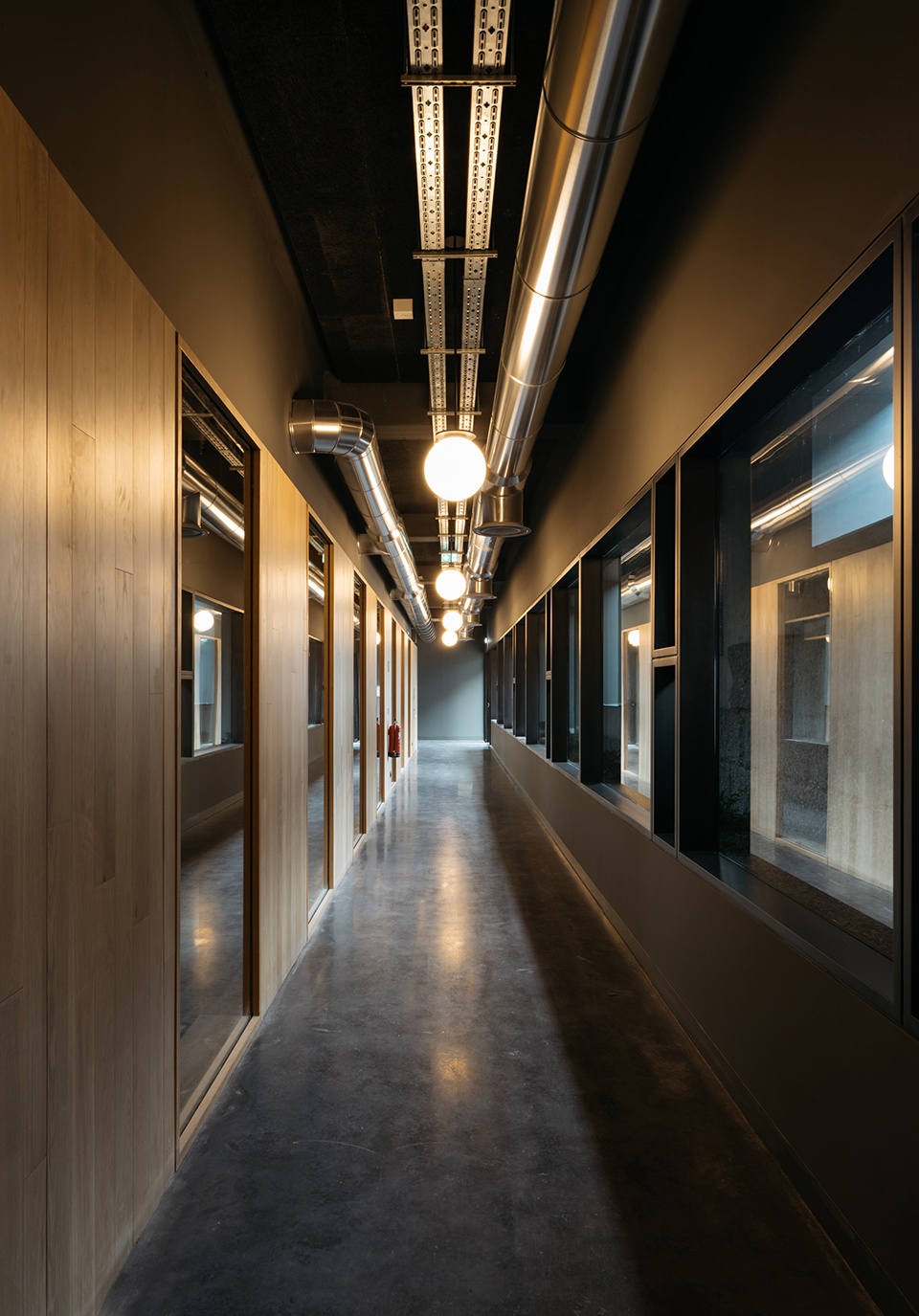 Rehabilitation of the old Jordao Theater and Garage Avenida by Pitagoras Group