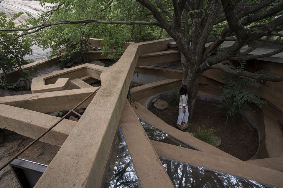 chuzhi house by wallmakers