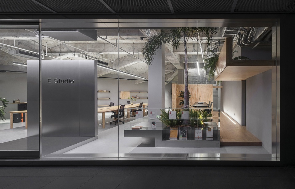 E Studio Office China by E Studio