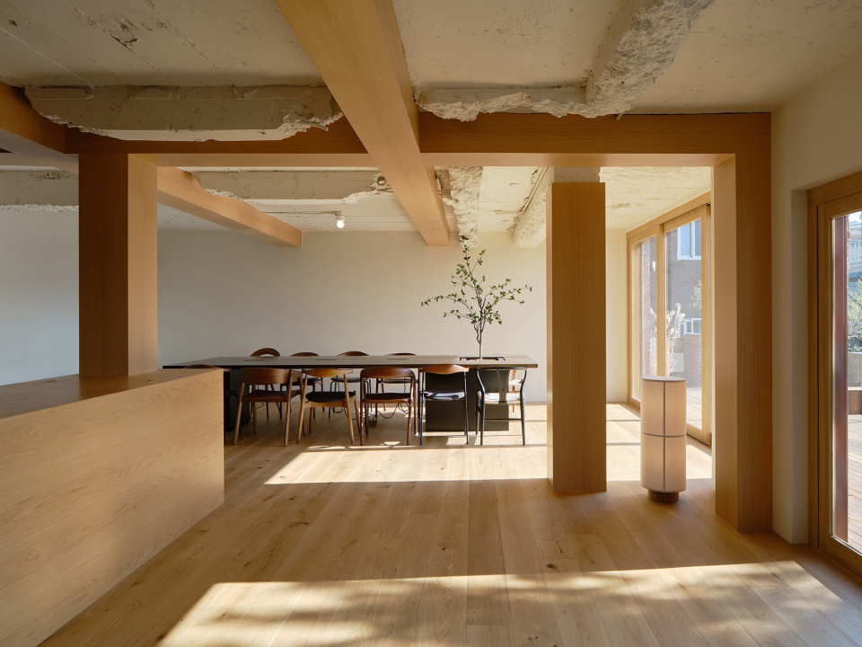 Vonzrr Cafe by SHERPA