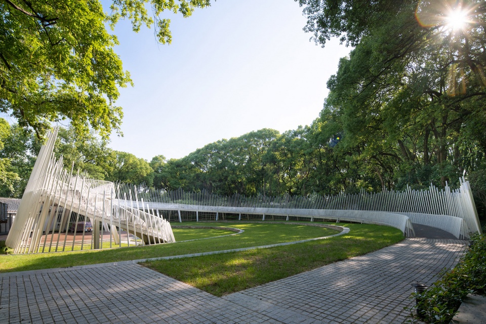 deyou amphitheater by uao