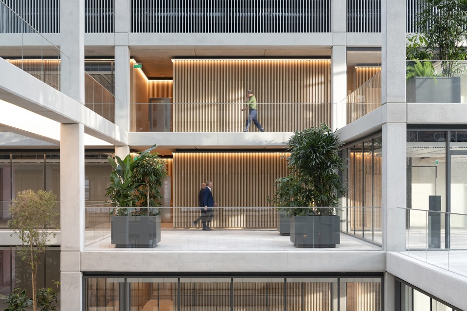 ICONE by Foster Partners