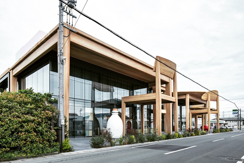 SWEETS BANK by Nikken Sekkei Ltd