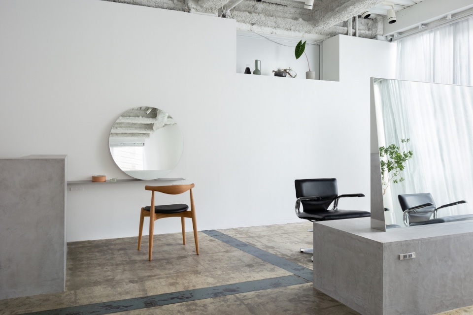 siten Hair and eye salon by SIDES CORE
