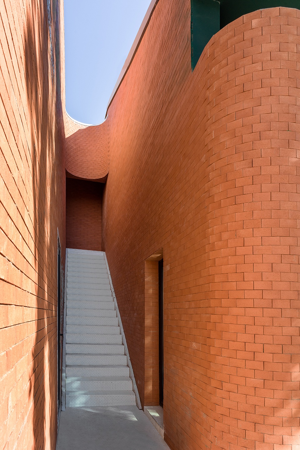 A Garden Only Flower Floral Art Studio by Fangwei Architects