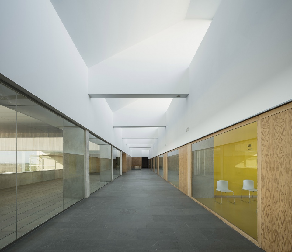 ayamonte exhibition and congress center by sol89