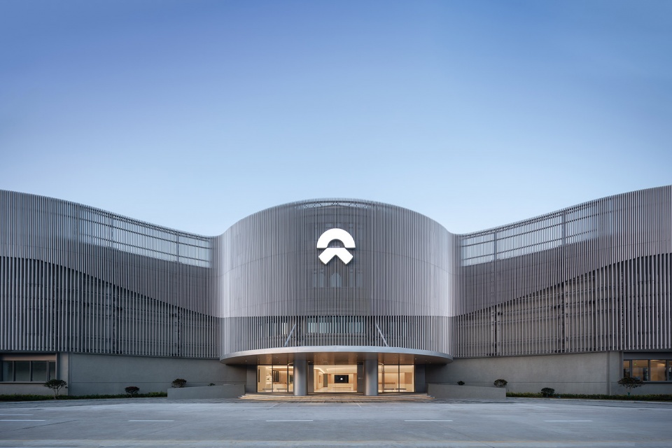 nio delivery center by kokaistudios