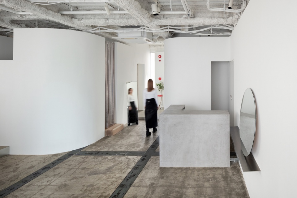 siten Hair and eye salon by SIDES CORE