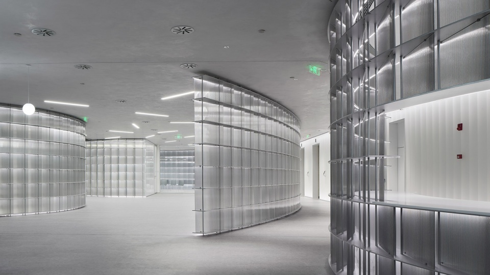 winding frames of light shanghai china by hcch studio