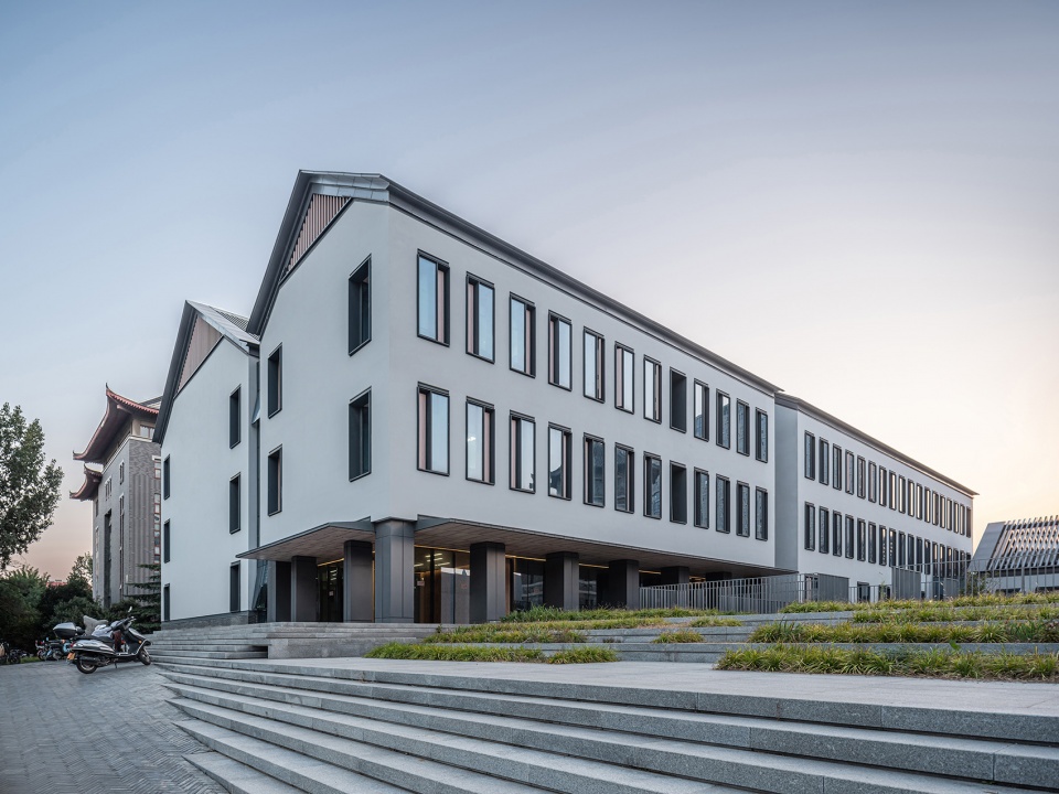 Animal Experiment Center in Baotu Spring Campus of Shandong University by THAD