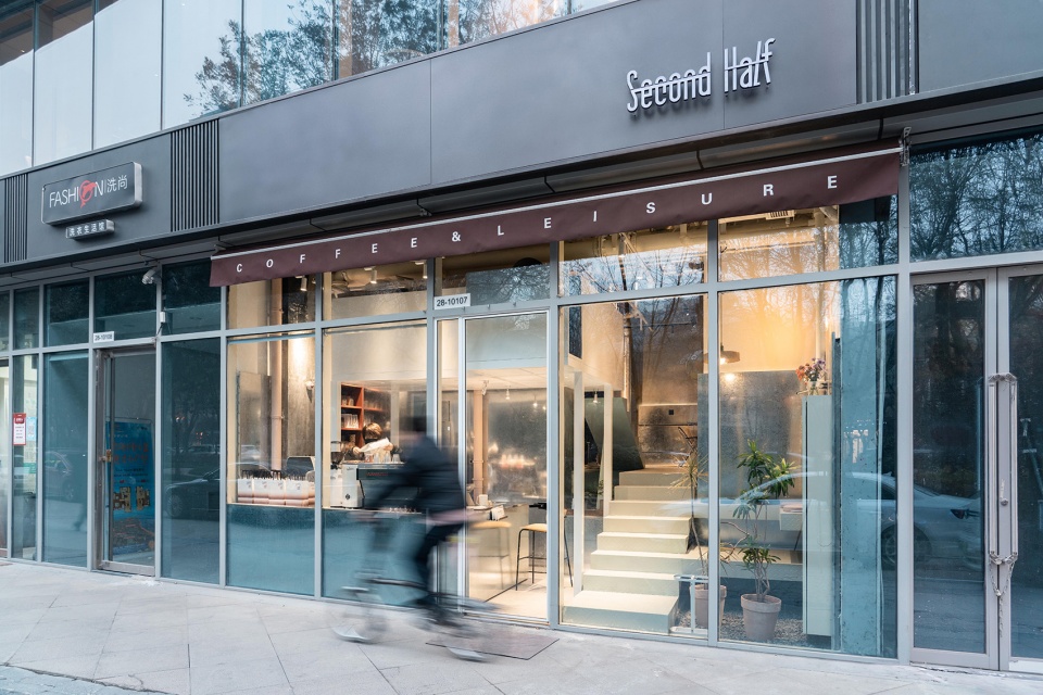 Secondhalf Coffee China by Archstay Architects