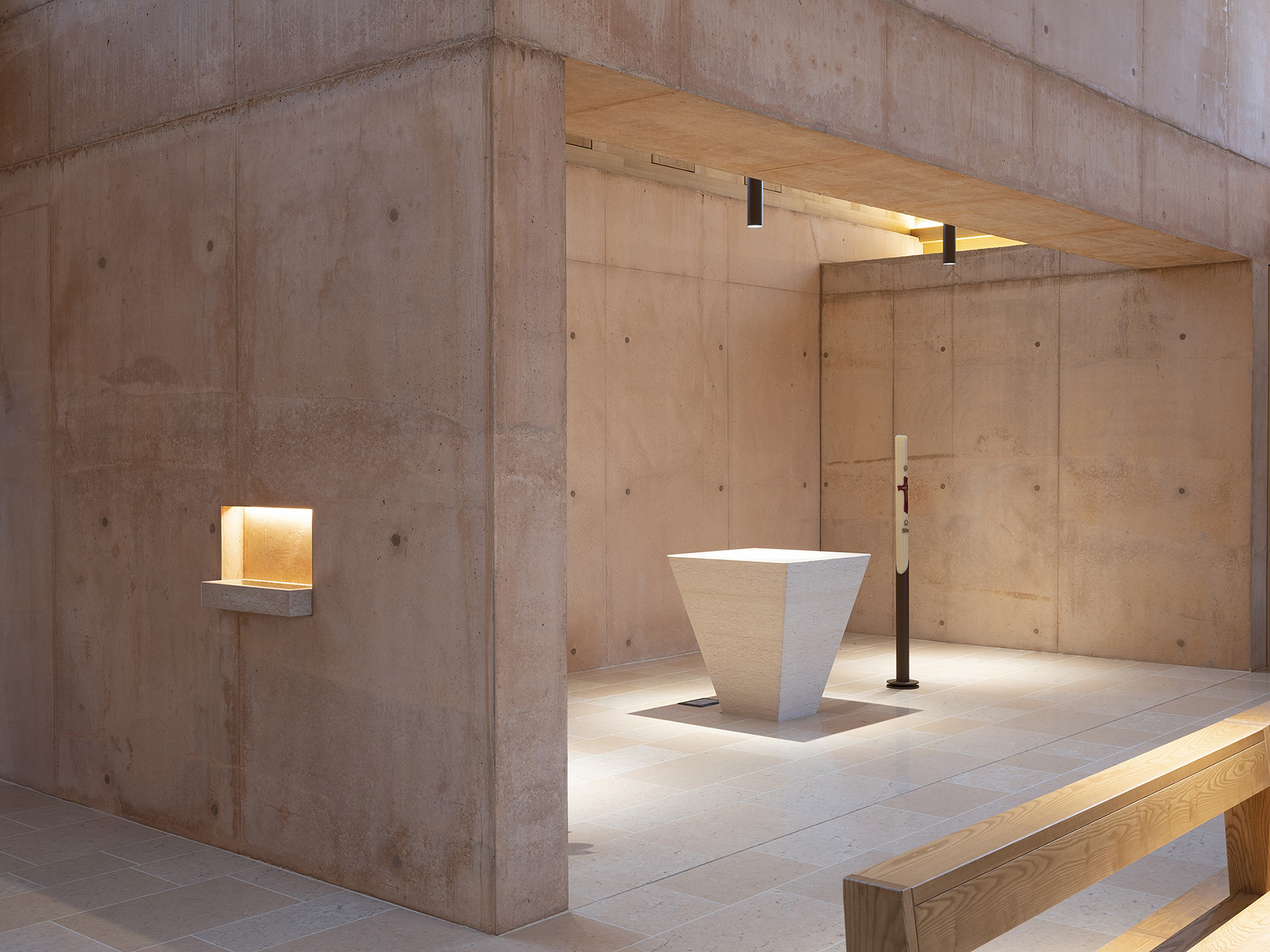 Church of the Holy Spirit in Pegognaga, near Mantua by LR-Architetti ...