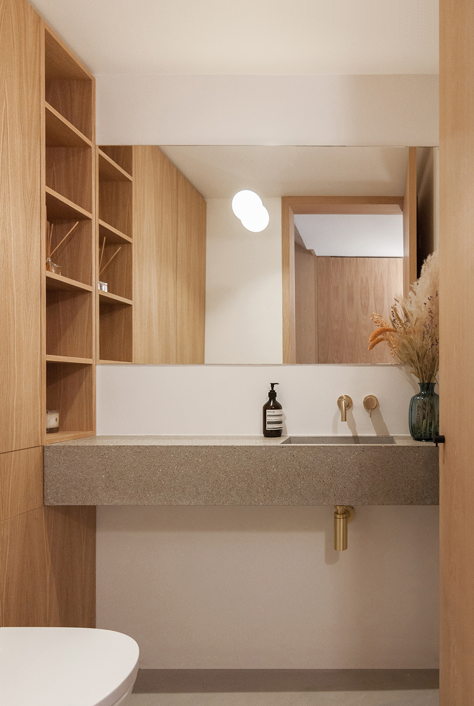 Courtyard House by Yellow Cloud Studio