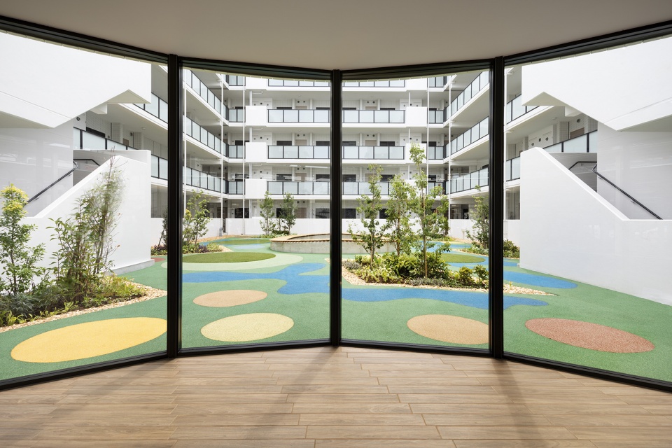 HSR Residential Architecture by Moriyuki Ochiai Architects