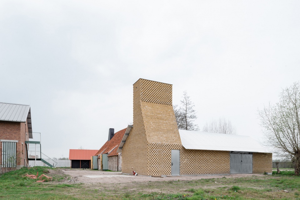 HUYS Center by ZOOM architecten