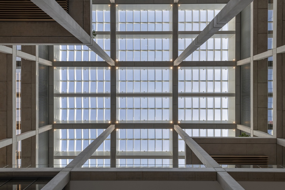 ICONE by Foster Partners
