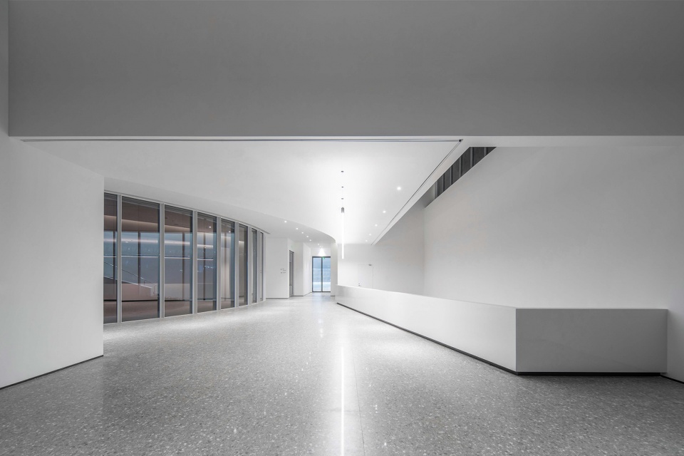 Shenzhen Bay International Badminton Exchange Center by SEED Qin Chen Studio