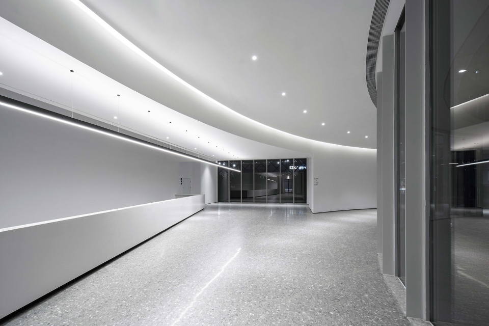 Shenzhen Bay International Badminton Exchange Center by SEED Qin Chen Studio