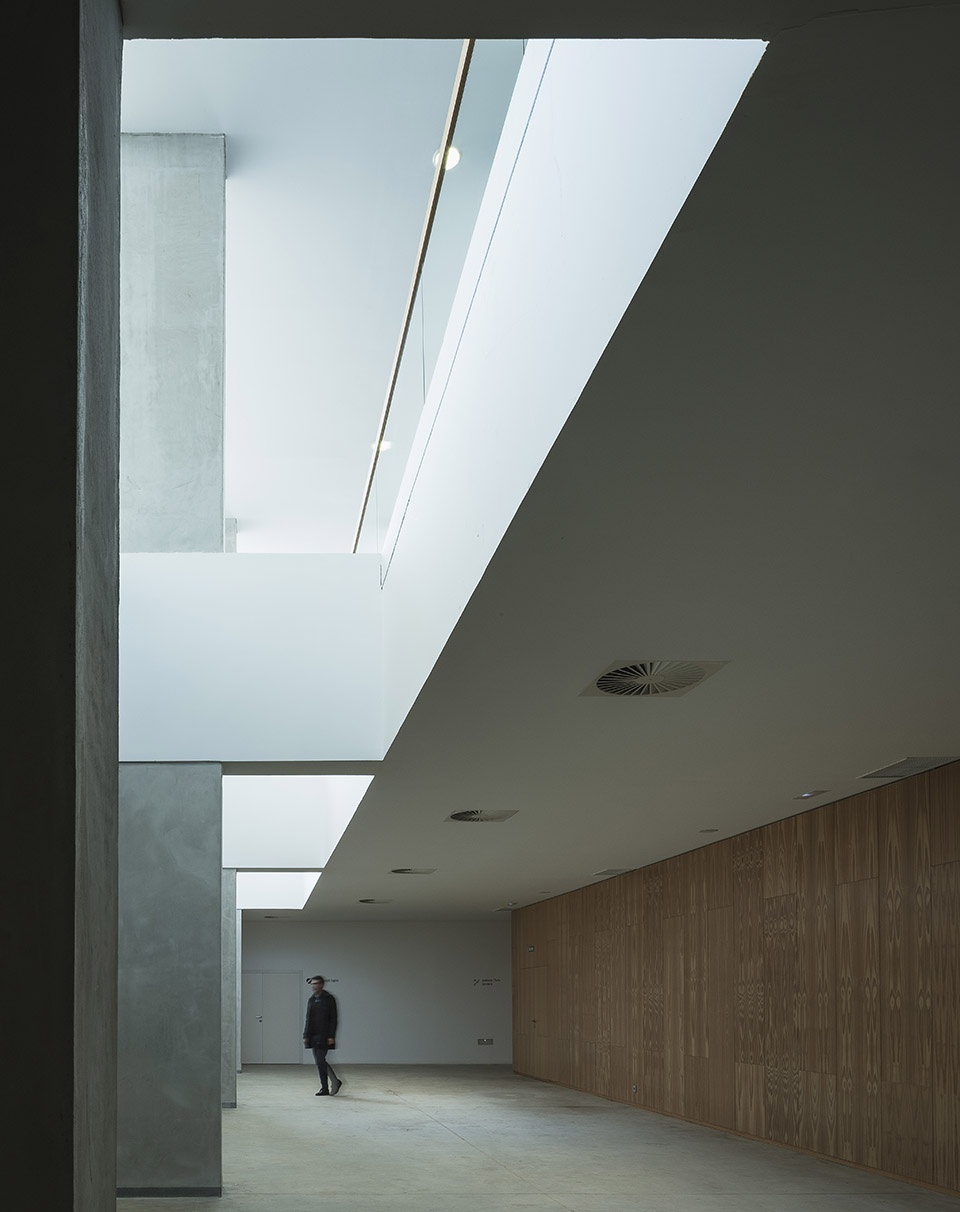 ayamonte exhibition and congress center by sol89