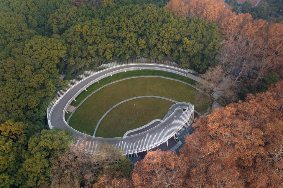 deyou amphitheater by uao