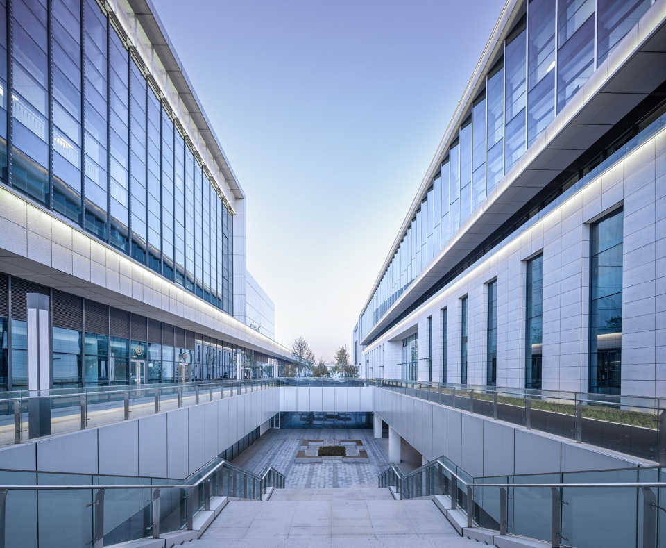 caidian urban comprehensive service center phase i by citic design