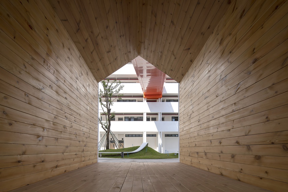 nanhai guicheng jingui high school by atelier cns