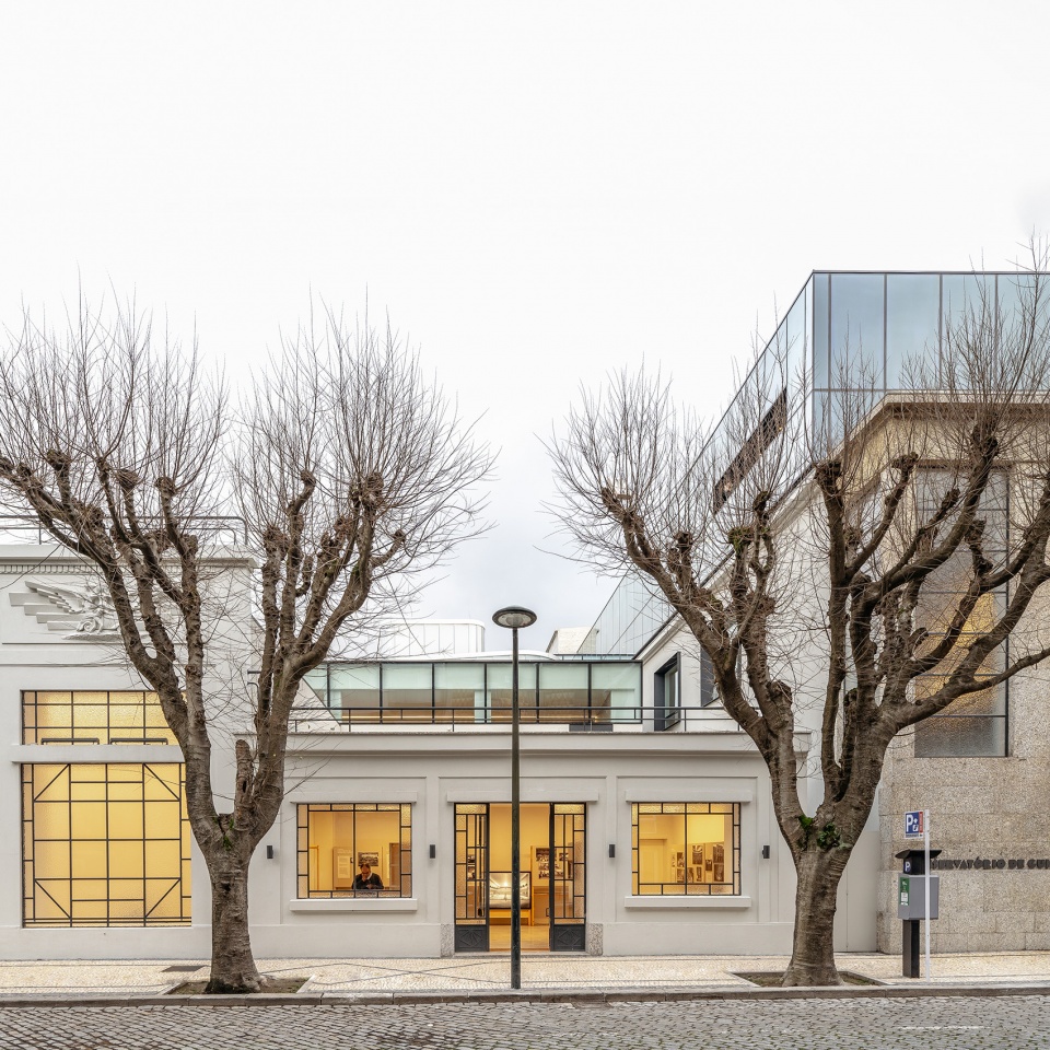 Rehabilitation of the old Jordao Theater and Garage Avenida by Pitagoras Group