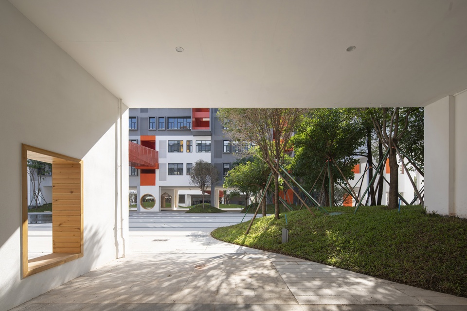 nanhai guicheng jingui high school by atelier cns