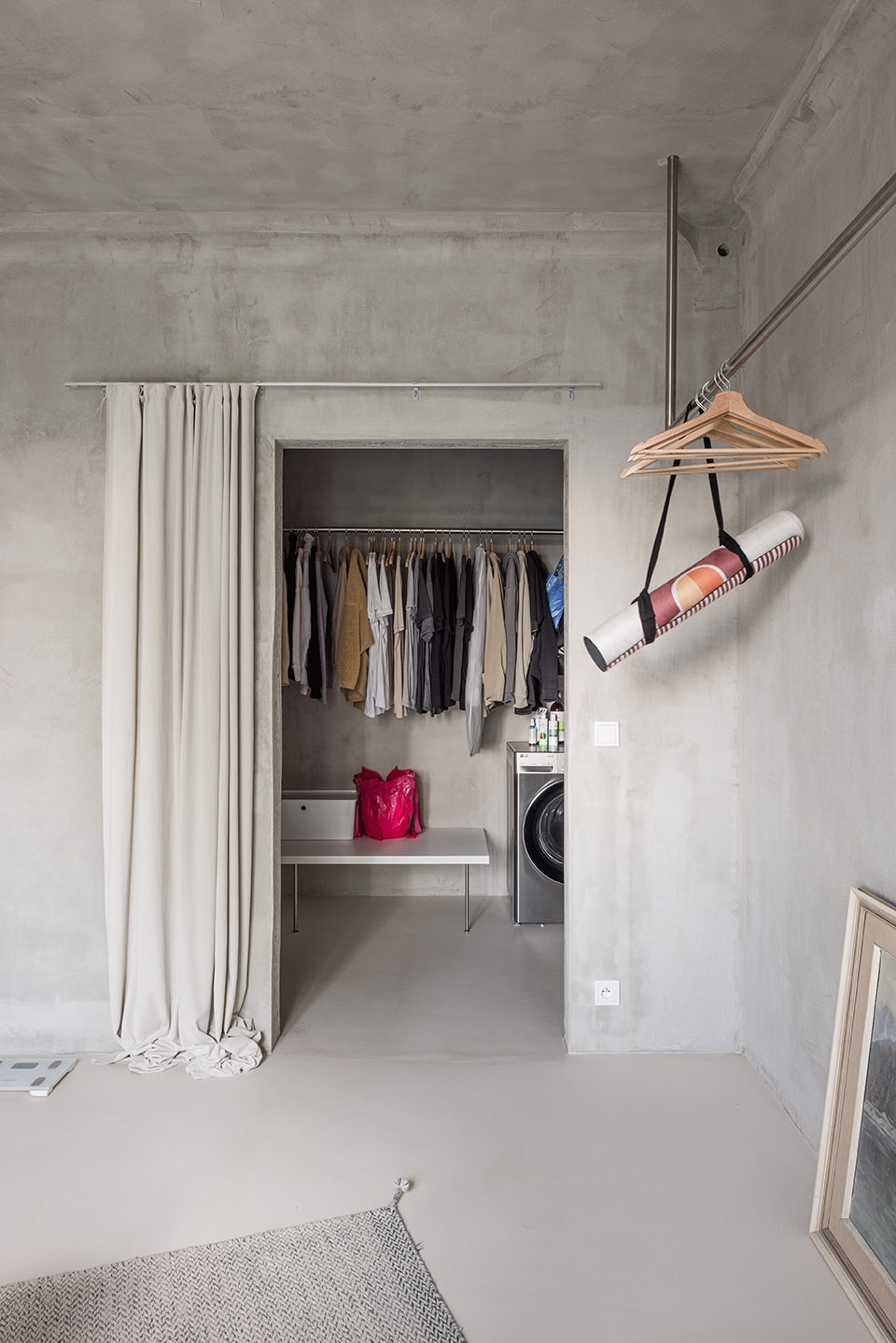 panelak apartment by kilohonc