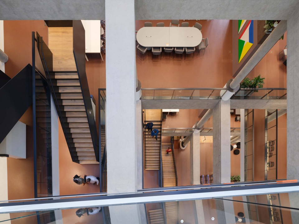 Stationspostgebouw by KCAP Kraaijvanger Architects