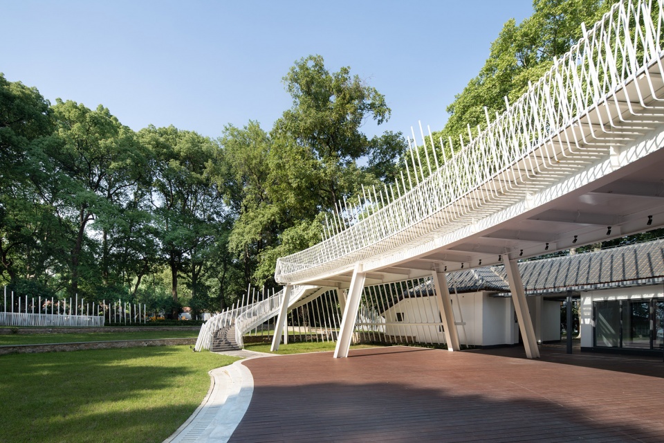 deyou amphitheater by uao