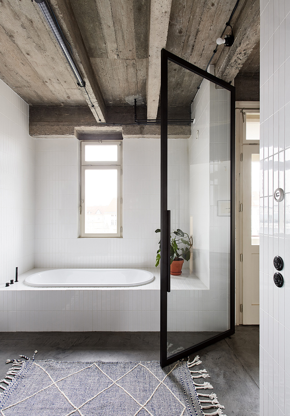 Letn Apartment By Mark ta Bromov Architekti letn-apartment-by-mark-ta-bromov-architekti