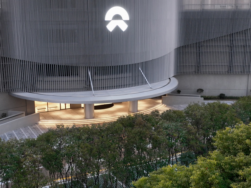 nio delivery center by kokaistudios