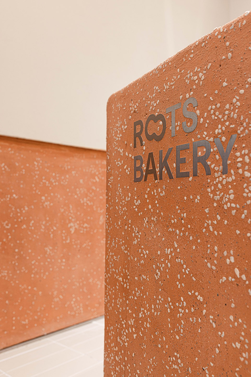 roots bakery by ruhaus studio