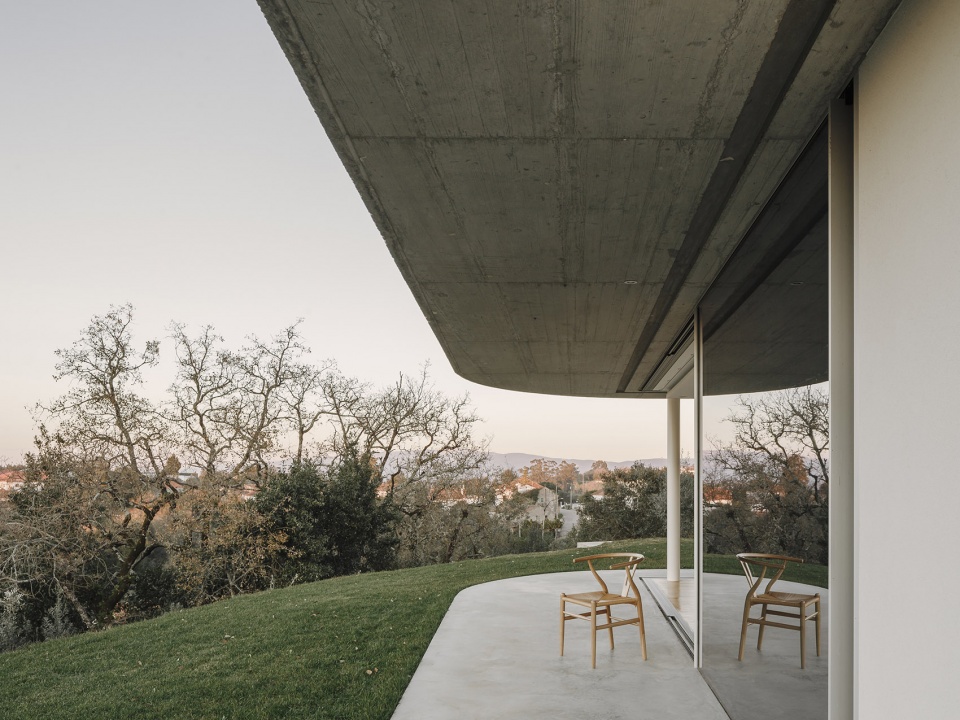 casa chouso by bruno dias arquitectura